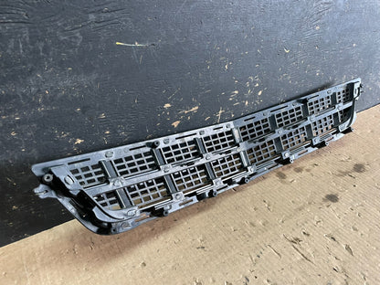 2013 to 2014 Cadillac ATS Front Lower Grille Grill OEM Z3206 DG4