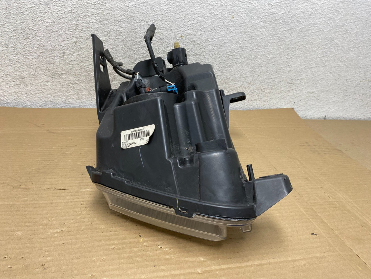 2011-2013 Jeep Grand Cherokee Right Passenger Halogen Headlight AG8918 DW4
