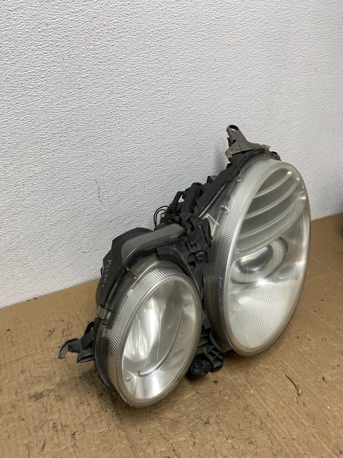 2007 2008 2009 Mercedes E Class Left Driver LH XENON HID Headlight AC0151 DG2