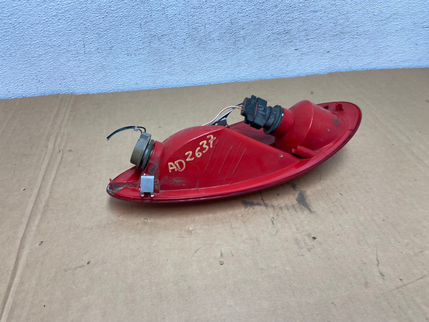 2006 to 2010 Chrysler PT Cruiser Left Driver LH Tail Light AD2637 LK4