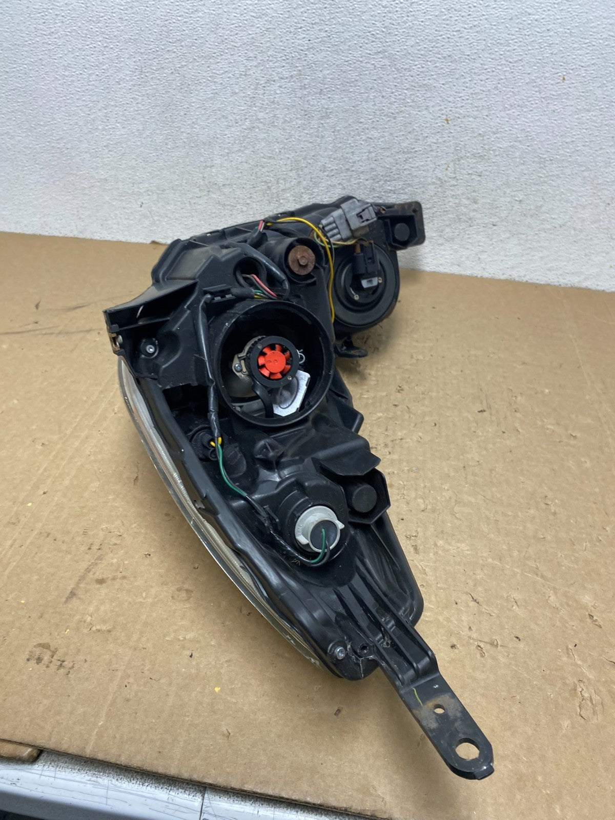 2010-2012 Subaru Legacy Outback Right Passenger Headlight AG1154 DW5