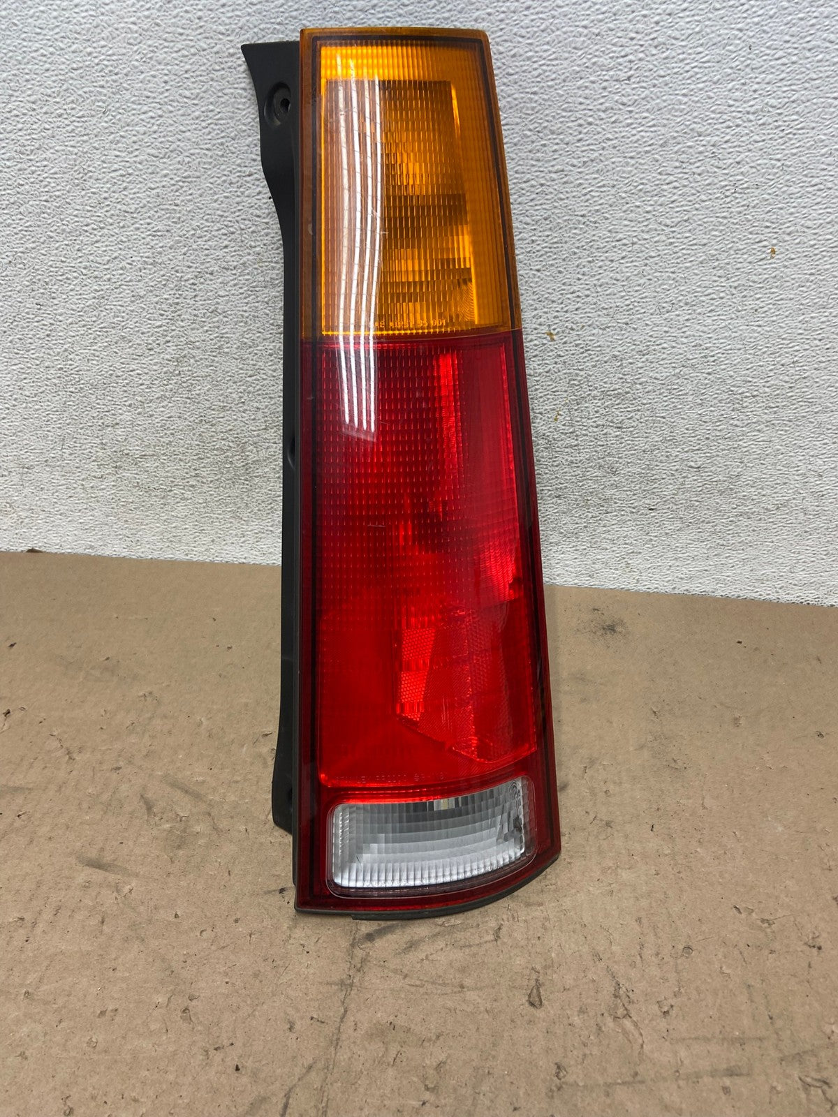 1997 1998 1999 2000 2001 Honda Crv Cr-v Right Passenger Tail Light AG5304 LK0