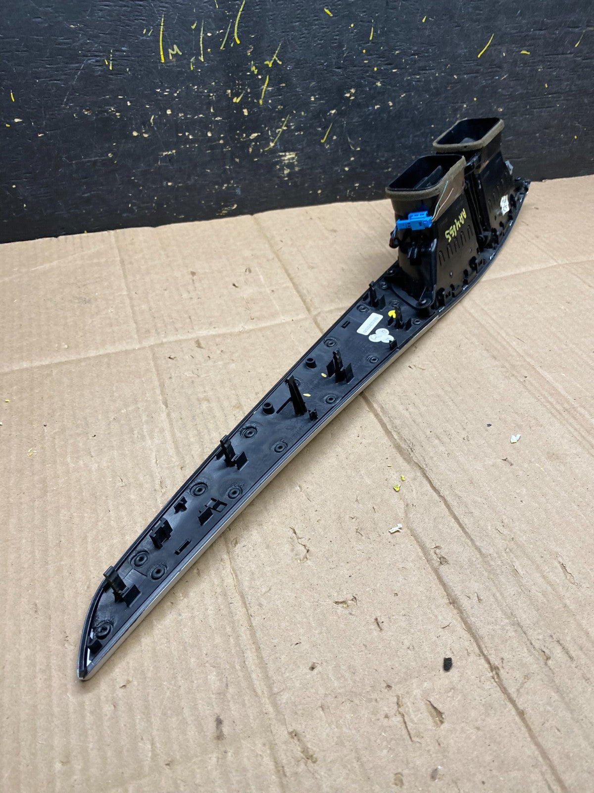 2008-2014 Mercedes Benz C Coupe W204 Cover Panel Center Air Vent  OEM AA4655 DG4