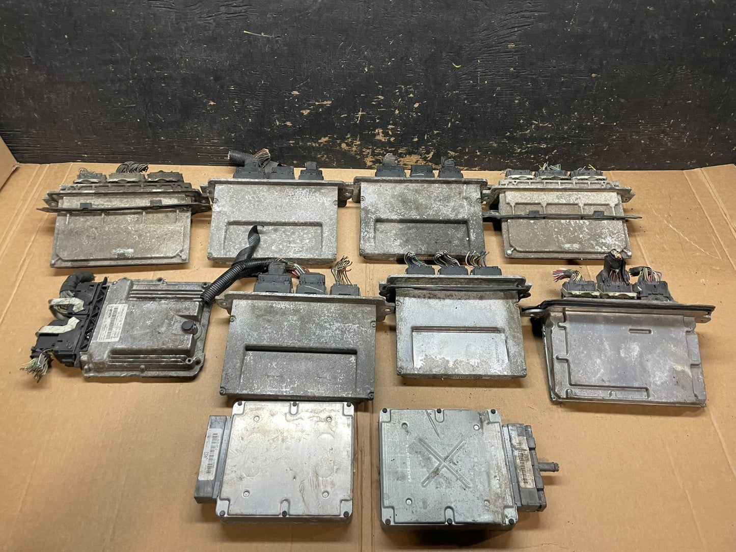 Mix of 10 Ford ECM Engine Computer Module Z5724 PS0