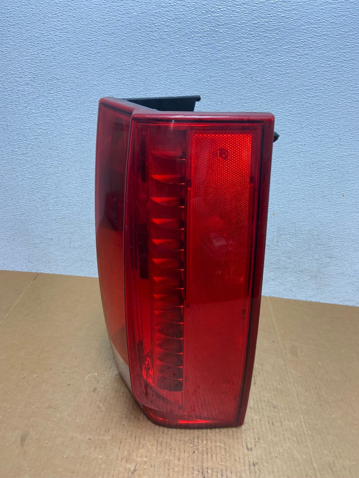 2007 to 2014 Cadillac Escalade Right Passenger RH Side Tail Light AD9319 LK1