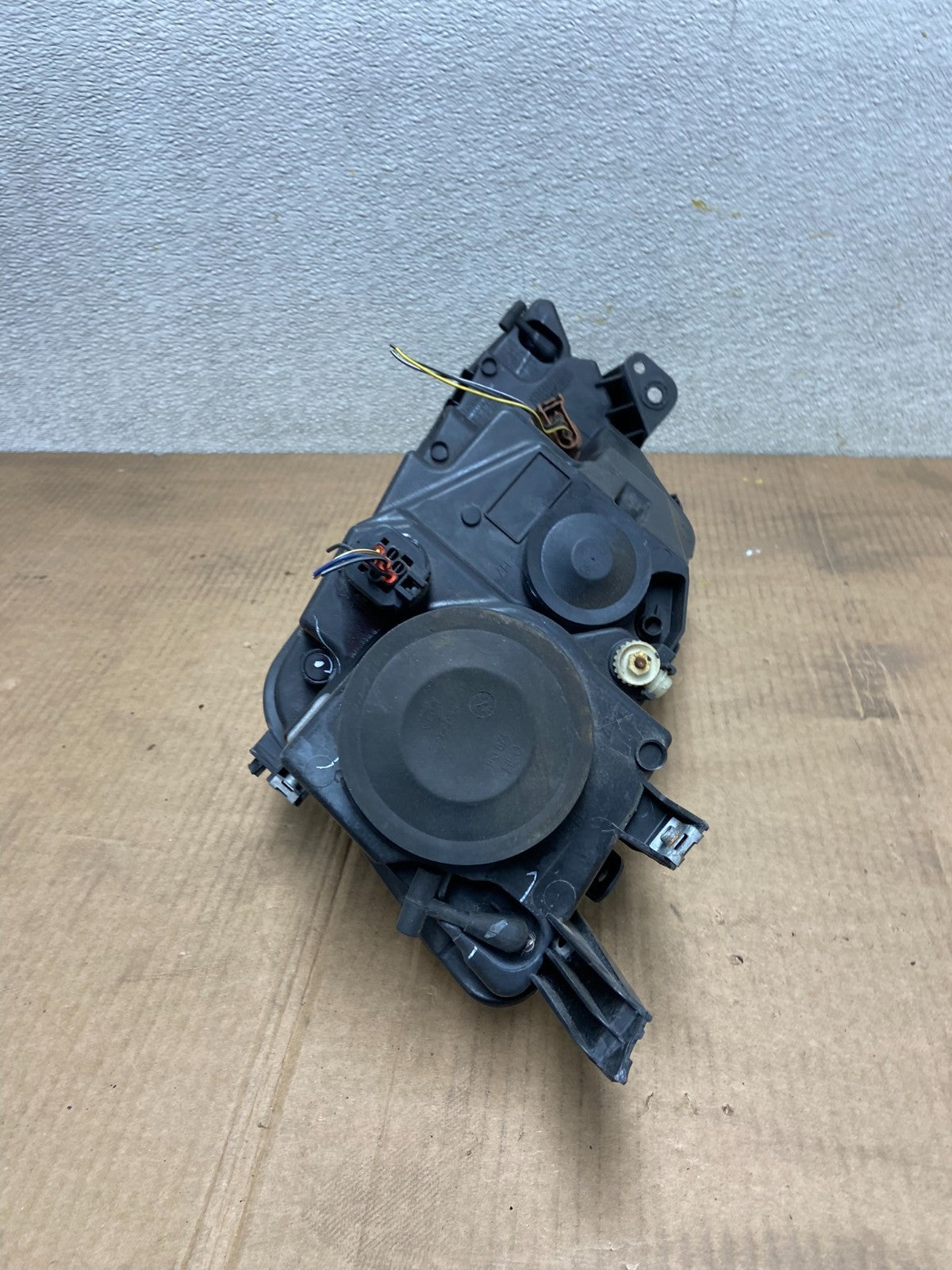 2010 2011 2012 Ford Fusion Right Passenger RH Headlight Halogen AA5338 DW8