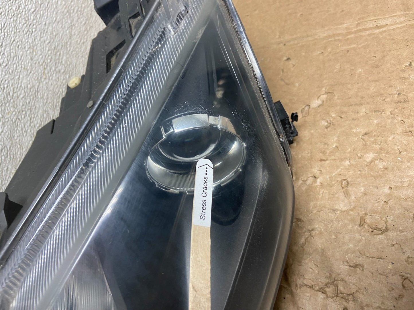 2010 2011 2012 Ford Fusion Left Driver LH Side Headlight Halogen Z0993 DW3