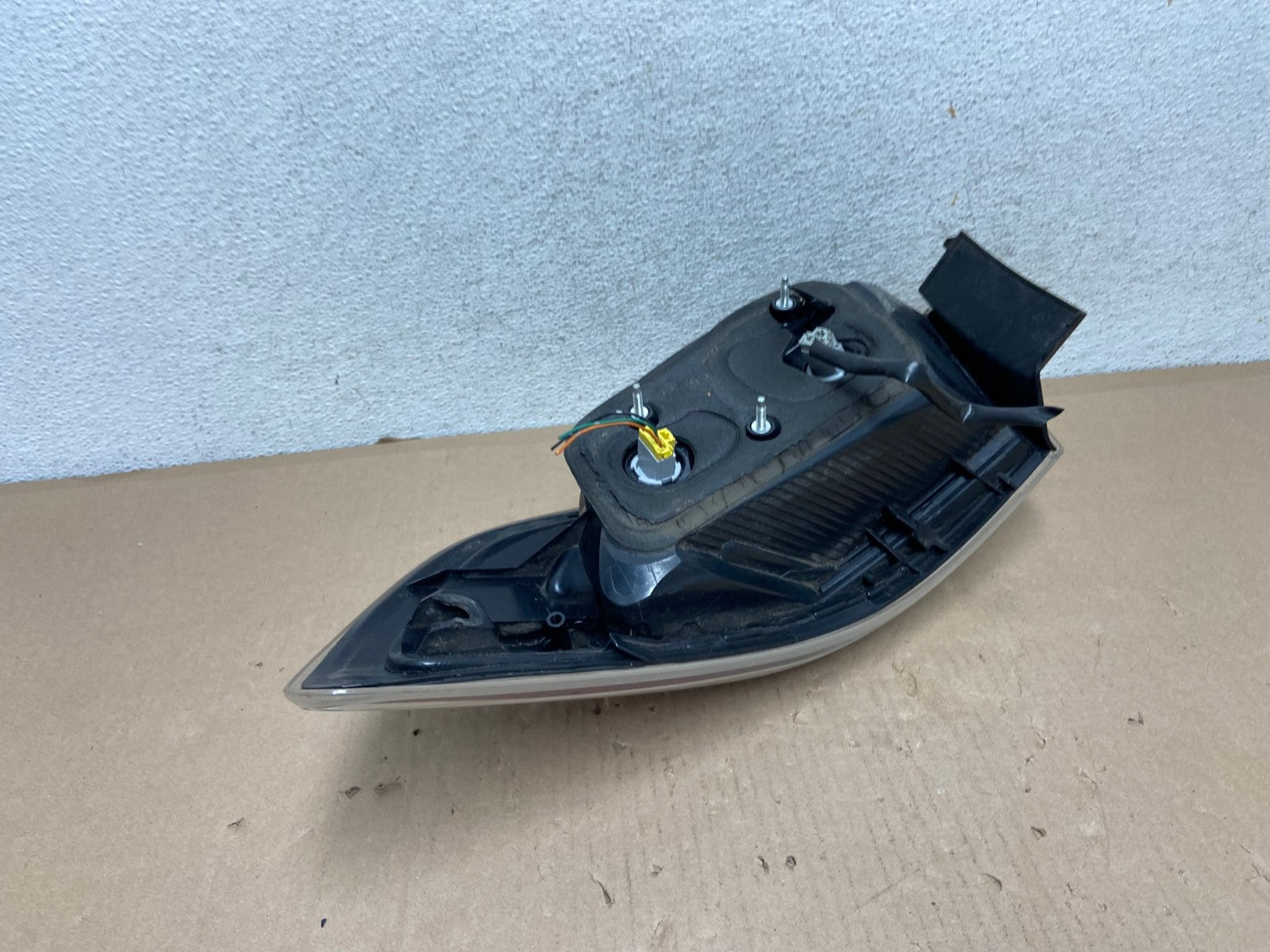 2010 2011 2012 2013 Mazda 3 Left Driver Lh Side Tail Light AG6713 LK4