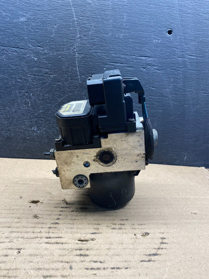 2004 2005 Dodge Durango ABS Anti Lock Brake Pump AE2085 DW2