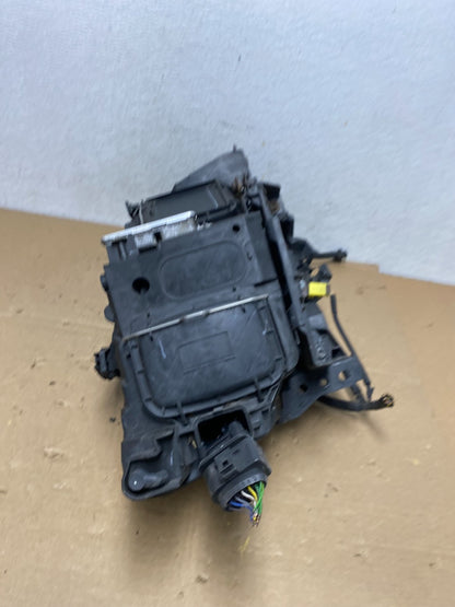 2009-2012 Audi Q5 Left Driver LH Side Xenon HID Headlight AD4059 DW7