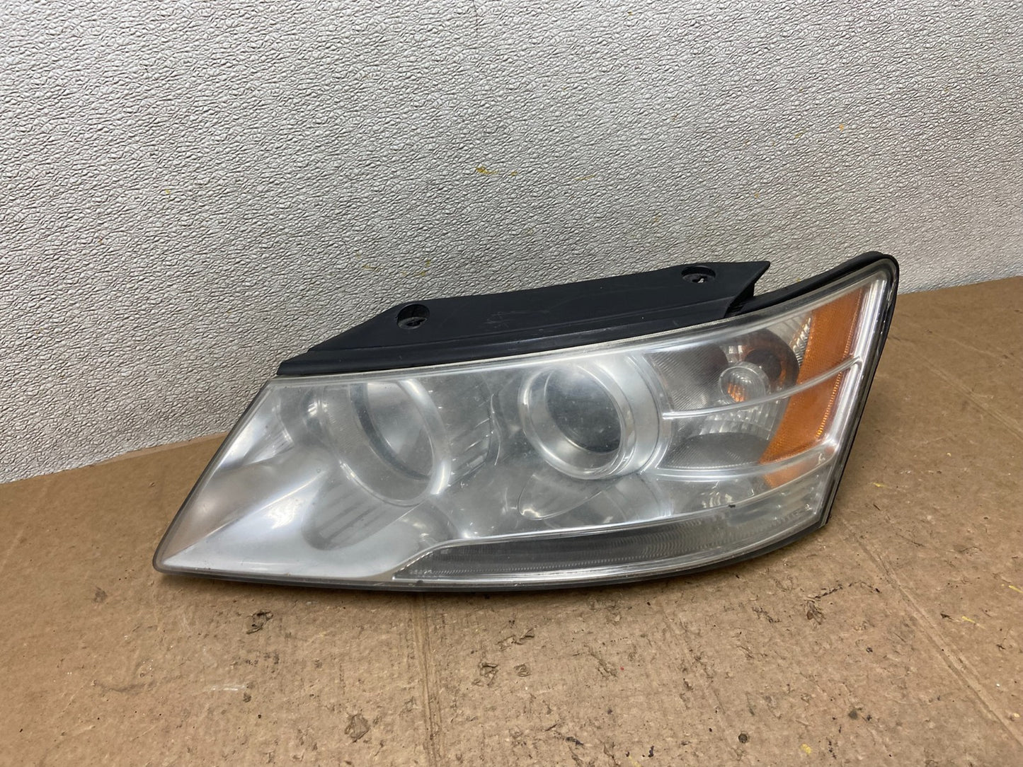 2009 - 2010 Hyundai Sonata Left Driver LH Side Headlight Halogen Oem AA4123 DW0