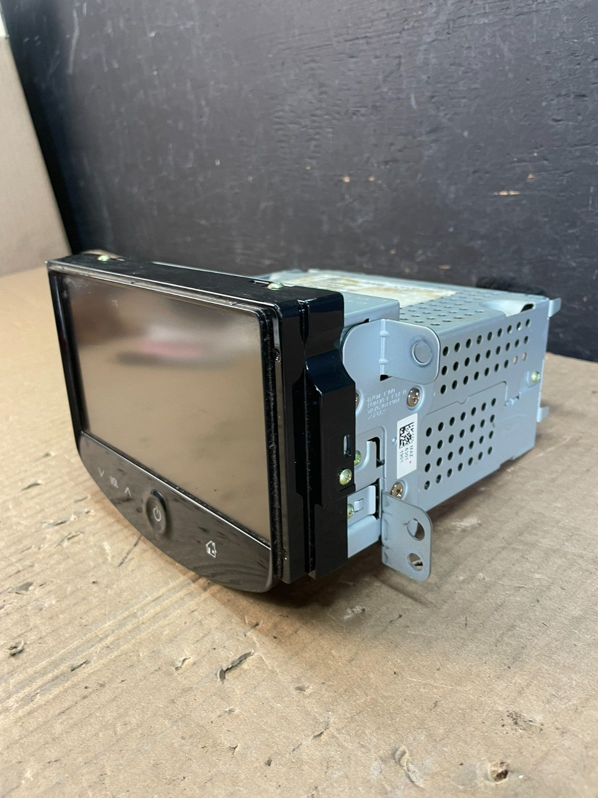 2013 2016 Chevy Sonic Radio Receiver Display Screen AM FM MP3 AC4897 DG2