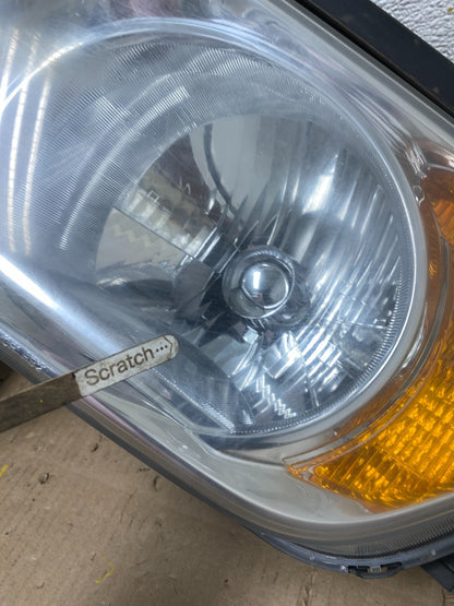 2003 to 2006 Honda Element Left+Right Side Headlights R8263 DW3