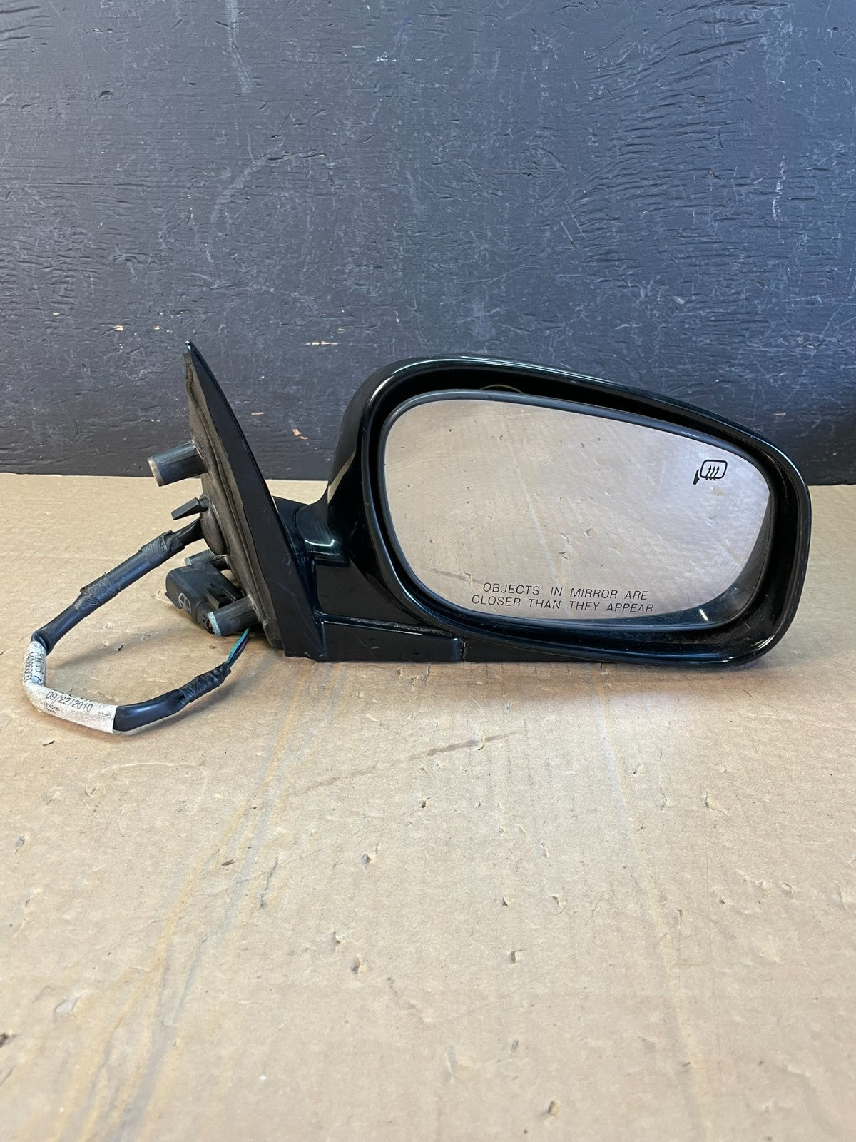 2004 to 2011 Lincoln Town Car Right Passenger View Heat Door Mirror AC9823 DW4
