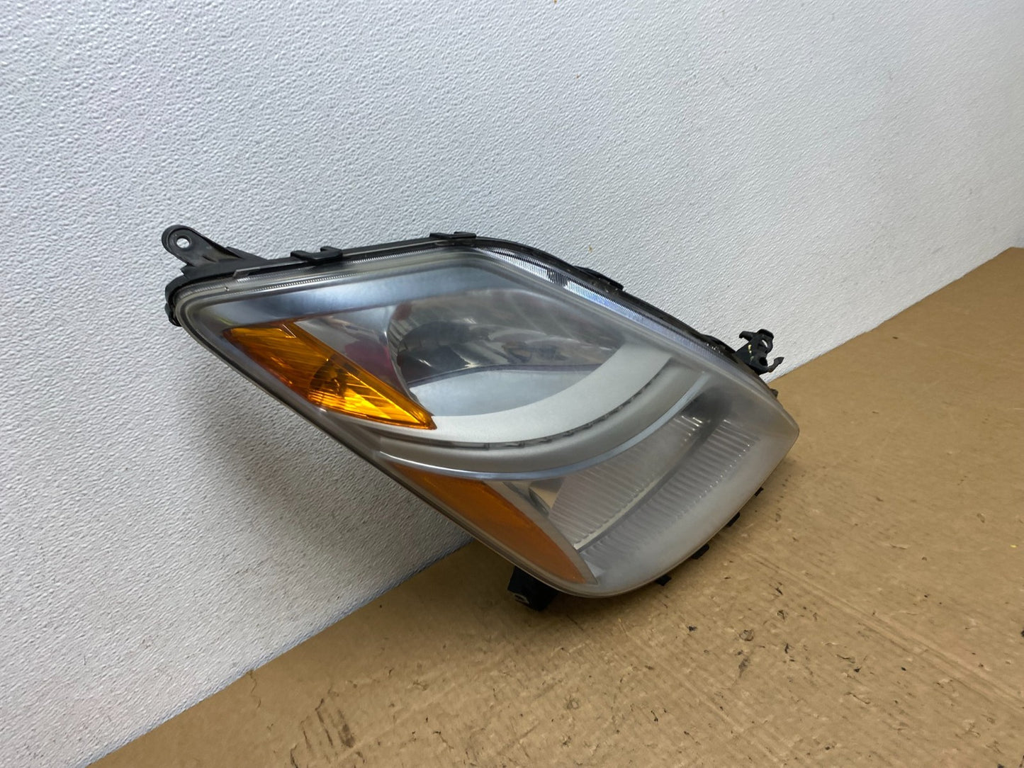 2006-2009 Toyota Prius Right Passenger Rh Side Headlight Xenon HID AC8138 DW2