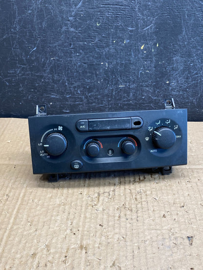 1999 to 2004 Jeep Grand Cherokee A/C Climate Control Bezel AC9625 DG0