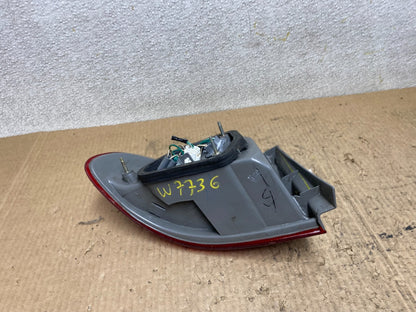 1998 1999 2000 Toyota Corolla Right Passenger Side Tail light OEM W7736 DW4