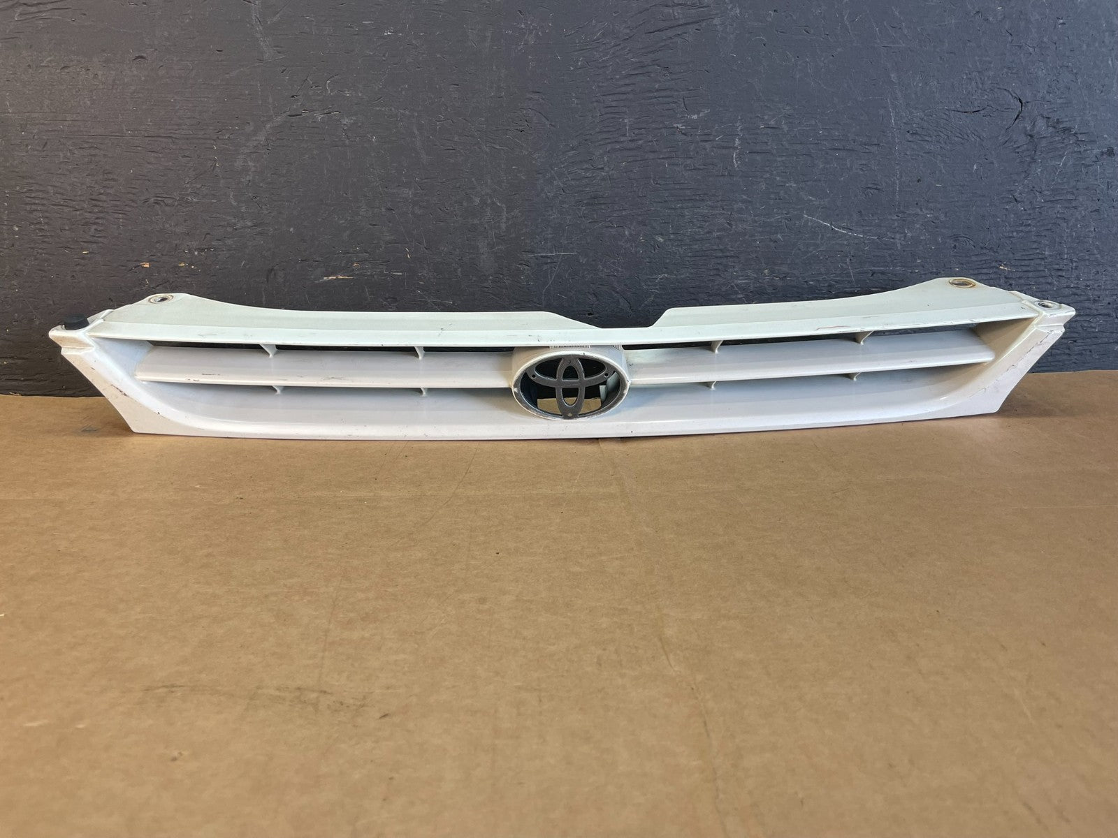 1994 1995 1996 Toyota Camry Front Upper Grill Grille AE0865 DG0