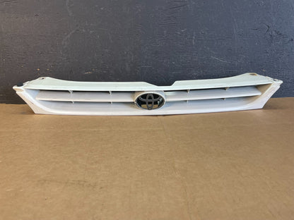 1994 1995 1996 Toyota Camry Front Upper Grill Grille AE0865 DG0