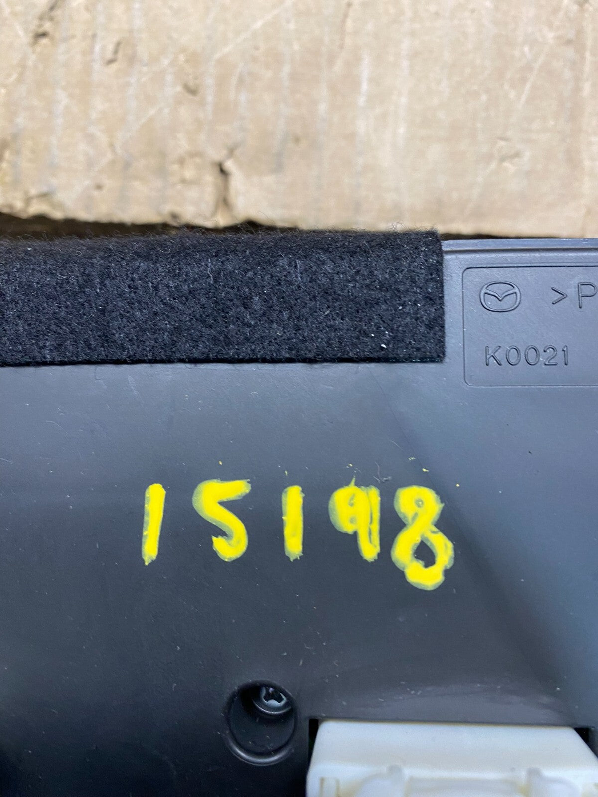 2010 - 2015 Mazda CX-9 Radio Dash Trim Bezel W/Vent AC Climate Control i5198 DG18