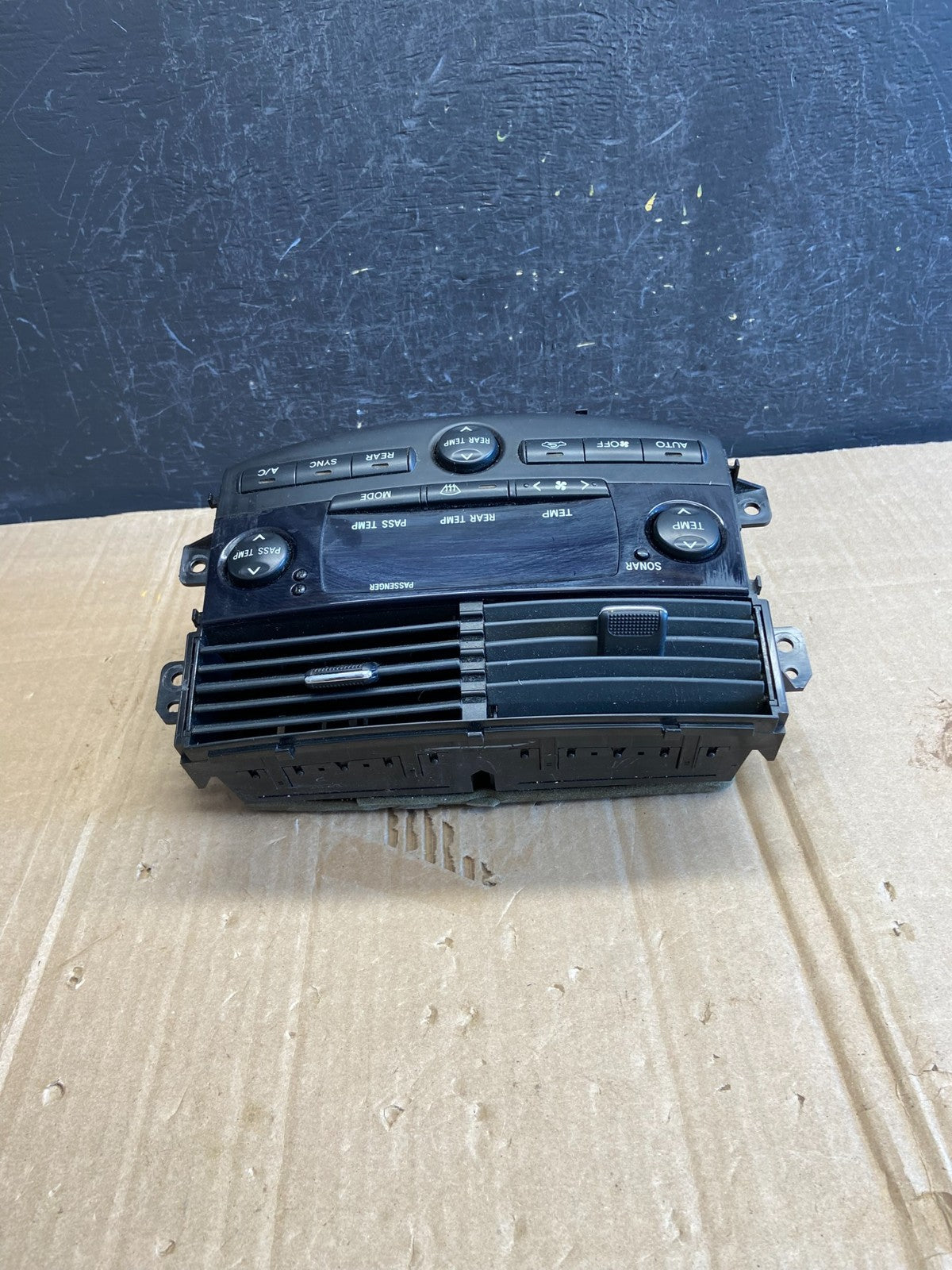 2006 to 2010 Toyota Sienna A/C Climate Heater Temperature Control AD7092 DG3