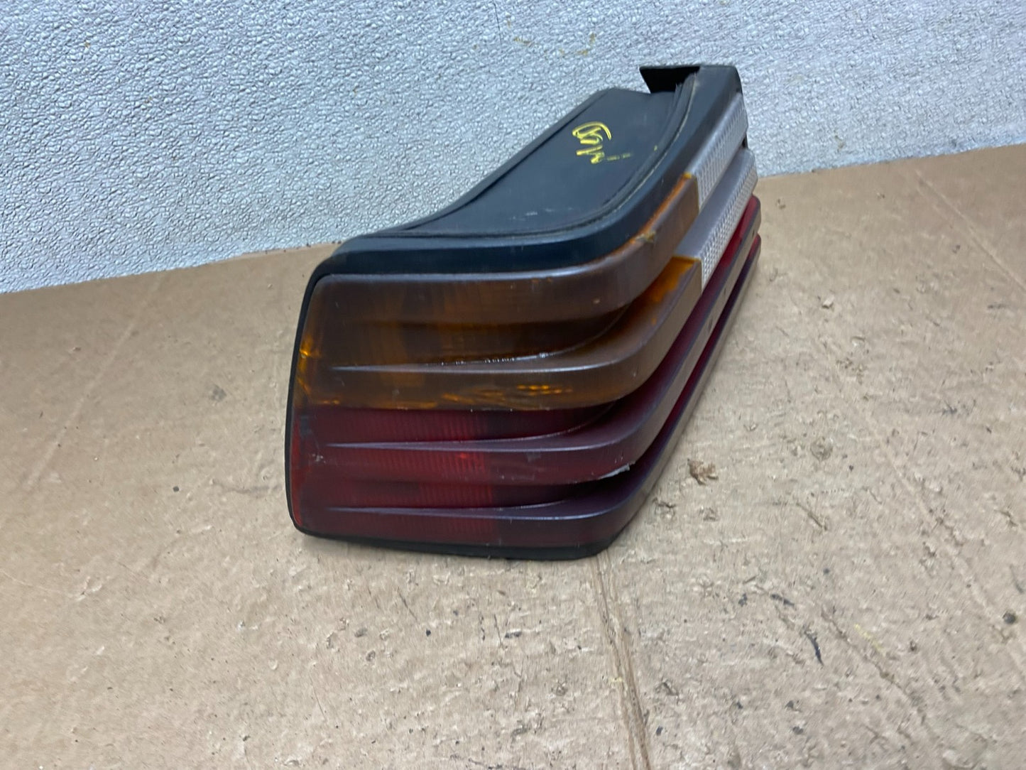 1994 to 1995 Mercedes E Class W124  Left Driver LH Side Tail Light AA4080 DW2