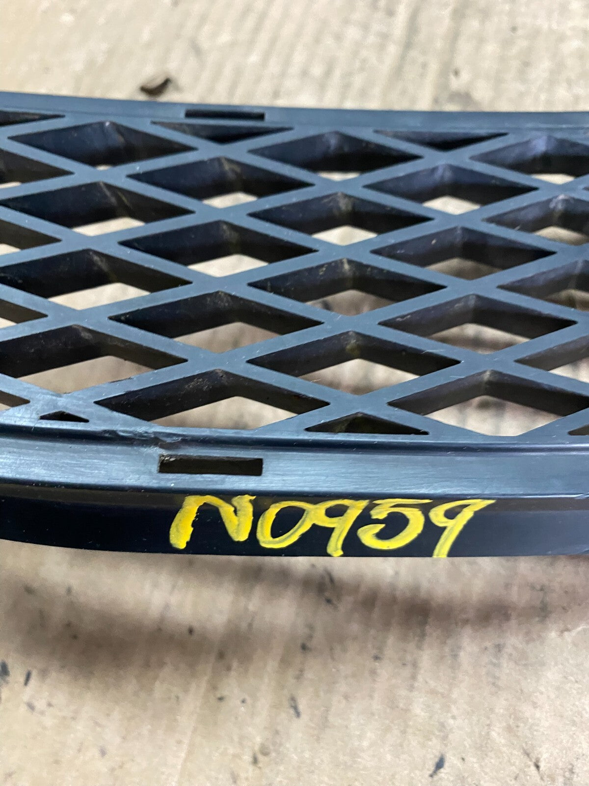 2007 2008 2009 Suzuki XL-7 Front Lower Grill Grille Chrome N0959 DG9