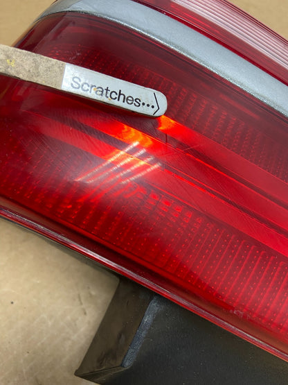 1994 Lincoln Continental Right Passenger Rh Side Tail Light Oe AC2912 DG3