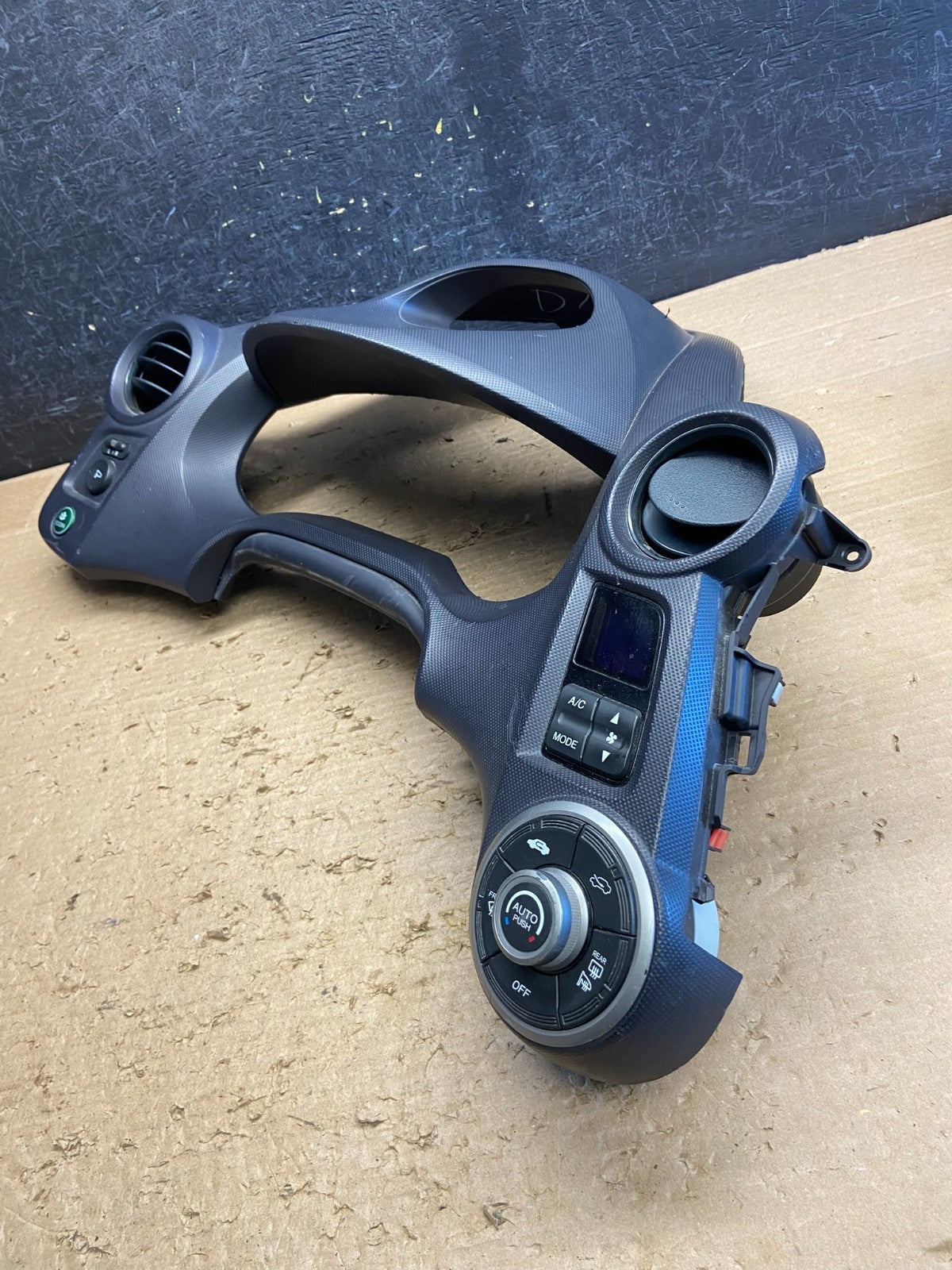 2010-2014 Honda Insight Speedometer Instrument Cluster Dash Trim ag8767 DG2