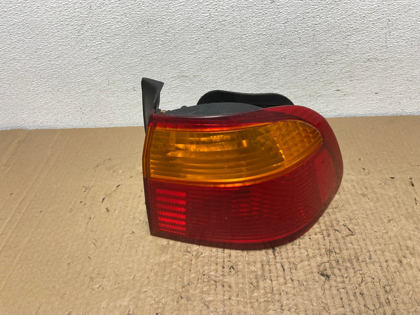 1999 2000 Honda Civic Sedan Right Passenger RH Side Tail Light Oem AC4068 LK0
