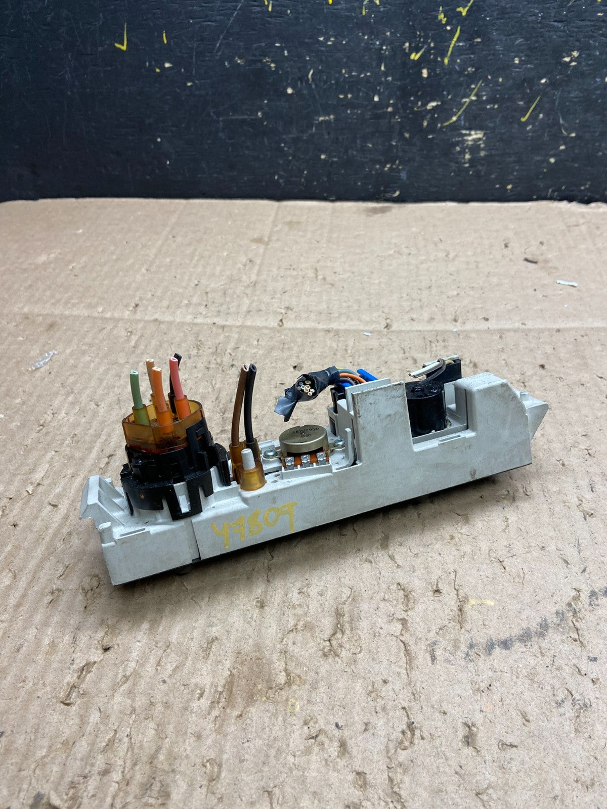 2001 - 2007 GMC Chevrolet Express 1500 Climate Control A/C Y7809 DG4