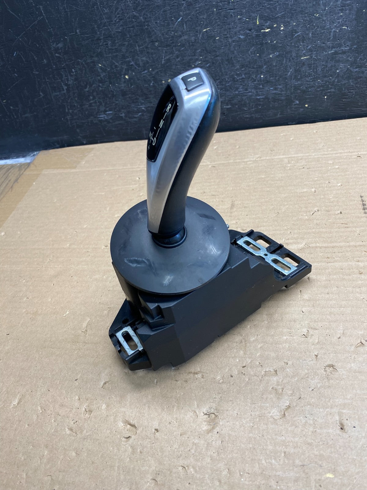 2008-2010 BMW 528I 535I E60 Auto Gear Selector Transmission Shifter AG5260 DG1