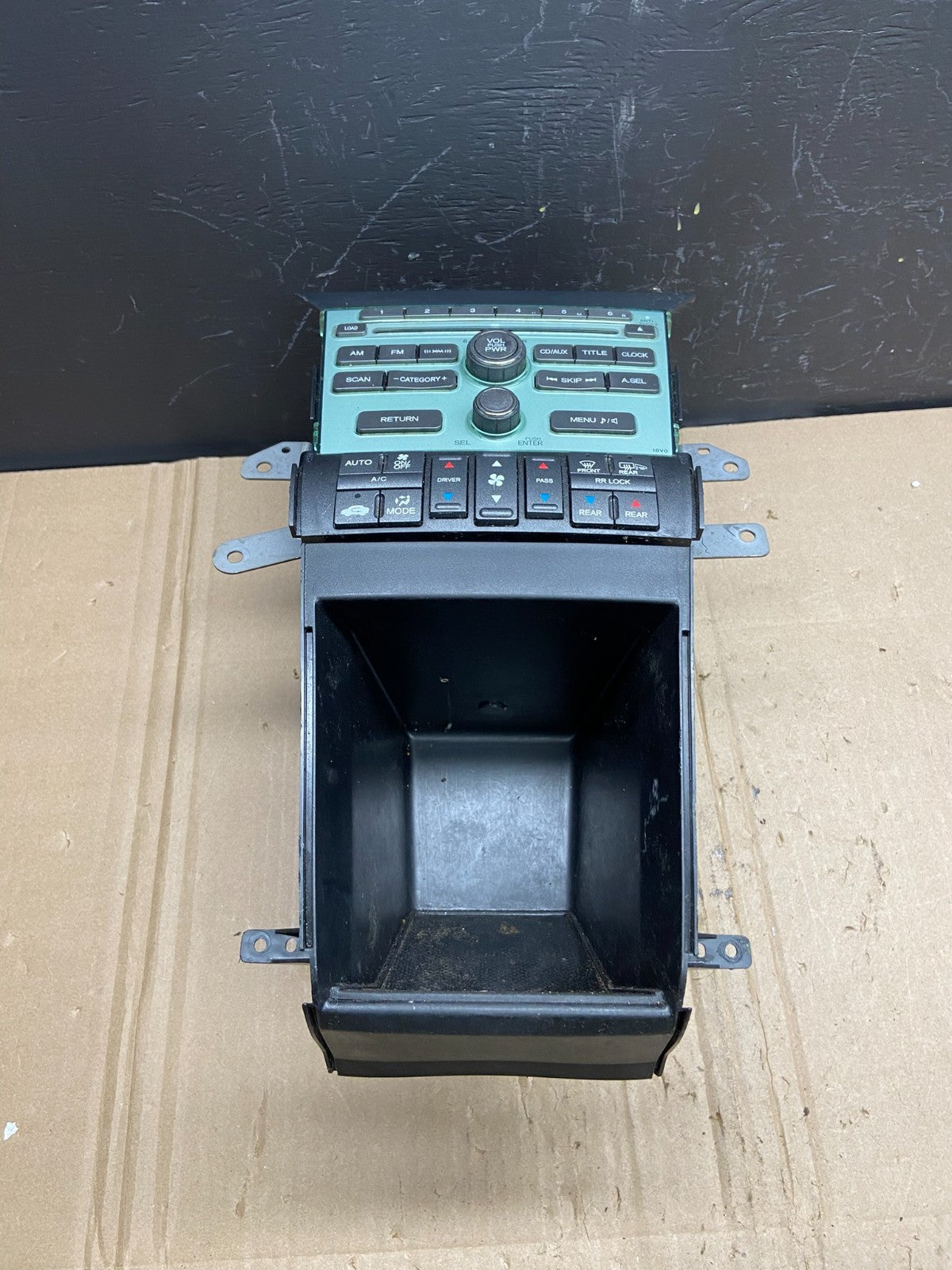 2009 to 2011 Honda Pilot AM FM CD Audio Radio Player Climate Control ab8889 DG0
