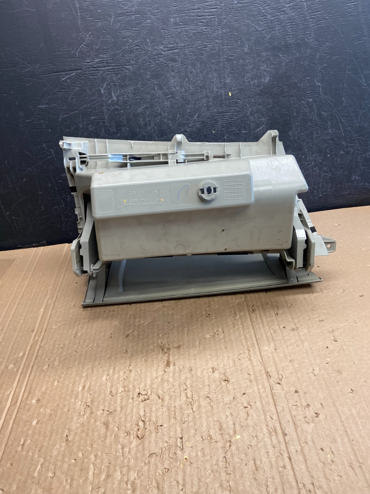 2011-2014 Toyota Sienna Front Right Passenger Storage Glove Box AF6433 DG4