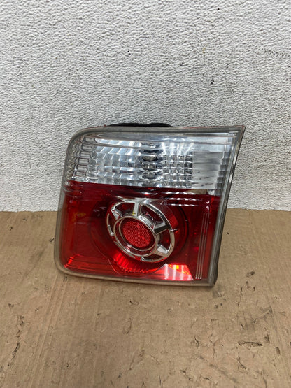 2007 to 2012 GMC Acadia Right Passenger Rh Hatch Tail Light Inner AE9377 LK0