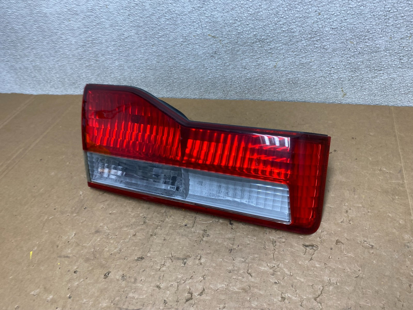 2001 to 2002 Honda Accord Left Driver LH Side Inner Tail Light OEM V5841 DW1