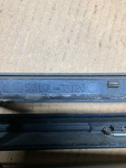 2002 to 2004 Lexus ES300 ES330 Front Upper Grill Grille F6606 DG19
