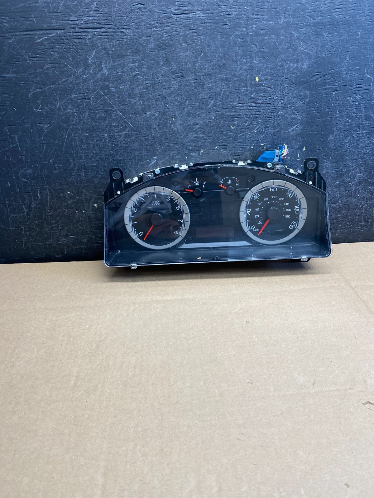 2008 to 2012 Ford Escape Speedometer Cluster Gauge AI2928 PS0