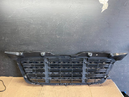 2009 to 2011 Freightliner Sprinter Front Upper Chrome Grill Grille P8567 PS7