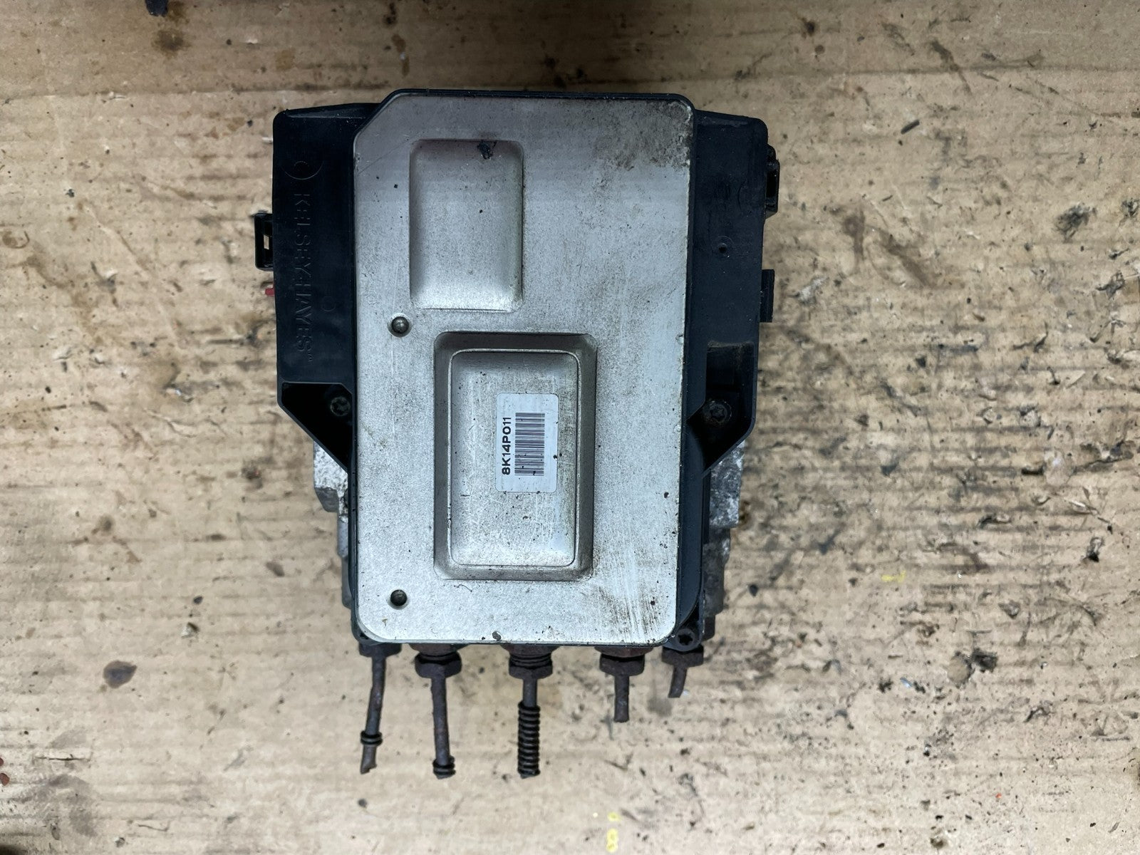 1999 - 2001 Ford E350 Van  ABS Anti Lock Brake Pump Module Oem o8582 DG2