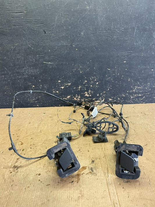 2010 to 2015 Jaguar XJ Front Bumper Wire Wiring Harness Cable OEM Z81220