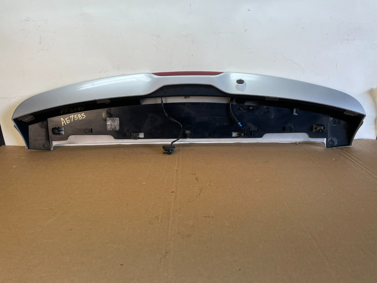 2011-2016 Jeep Compass Rear Upper Liftgate Spoiler Wing AG7585 DG4