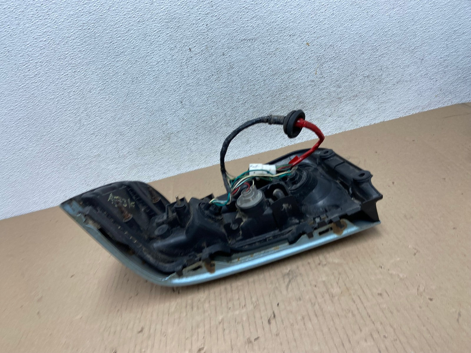 1993 to 1995 Toyota Corolla Right Passenger RH Side Tail Light AE7316 LK6