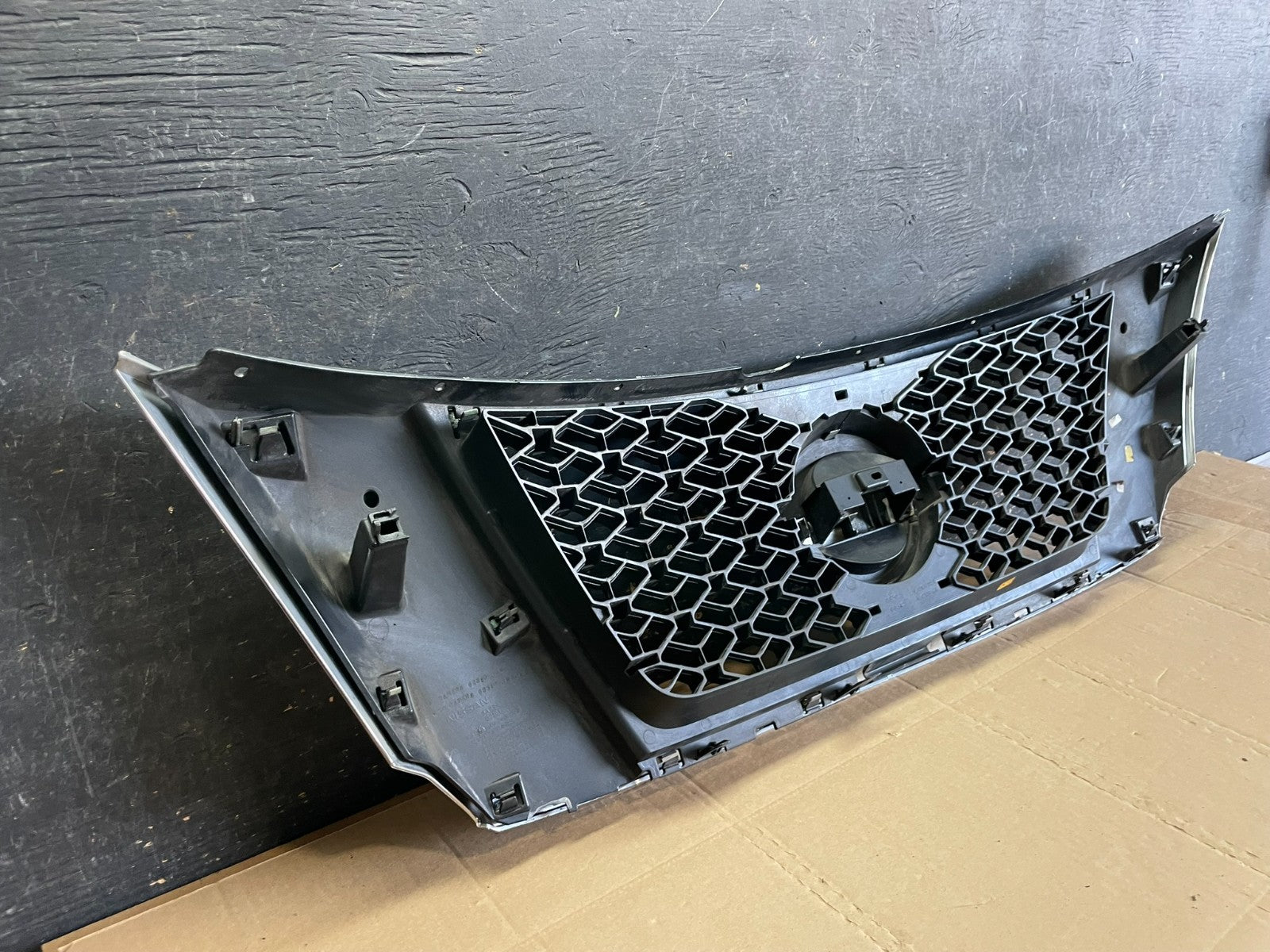 2013 to 2016 Pathfinder  Front Upper Chrome Grill Grille OEM s5740 DG5