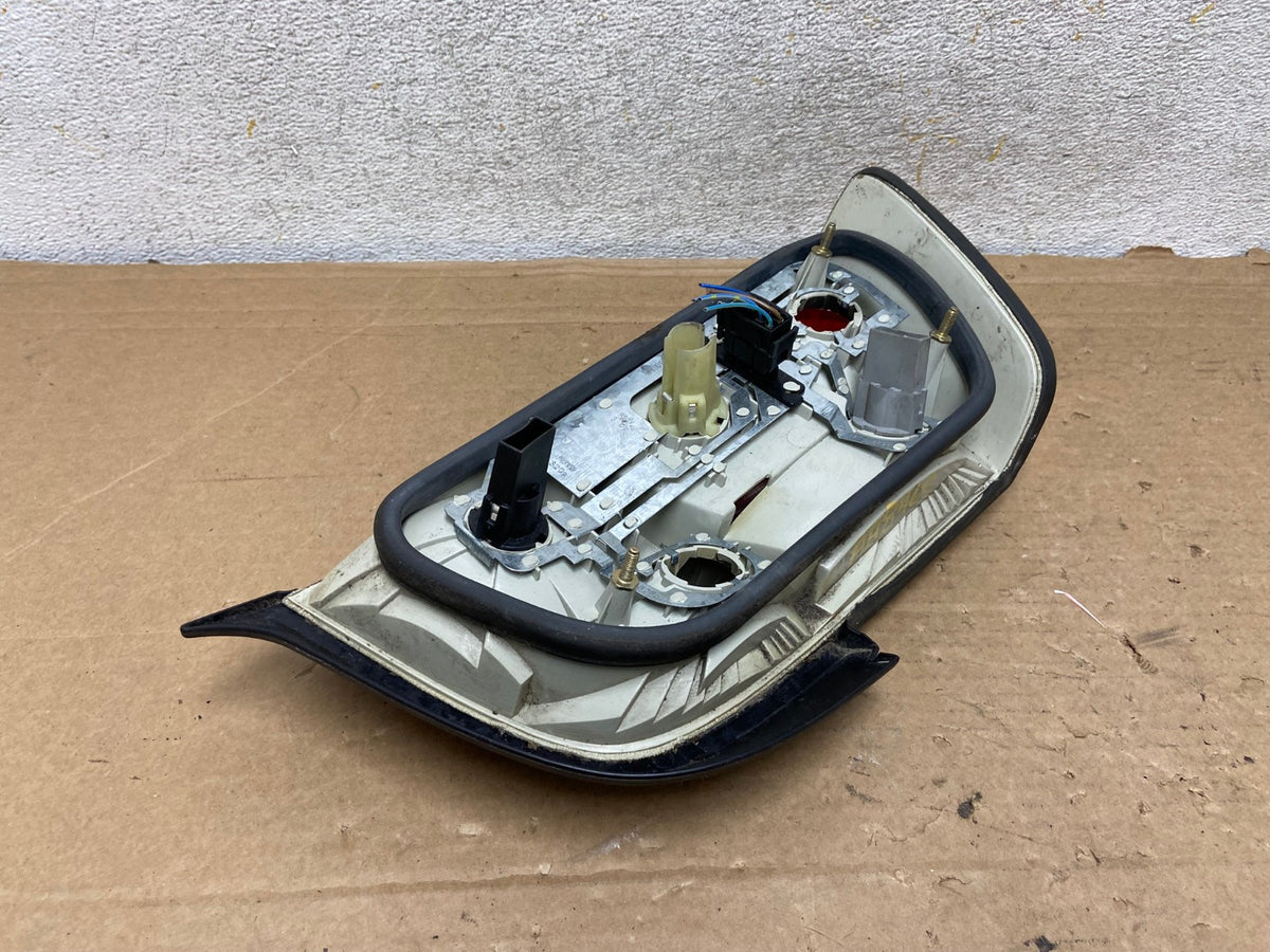 1992 to 1998 BMW 3-Series E36 M3 Coupe Right Passenger RH Tail Light AH8469 LK3