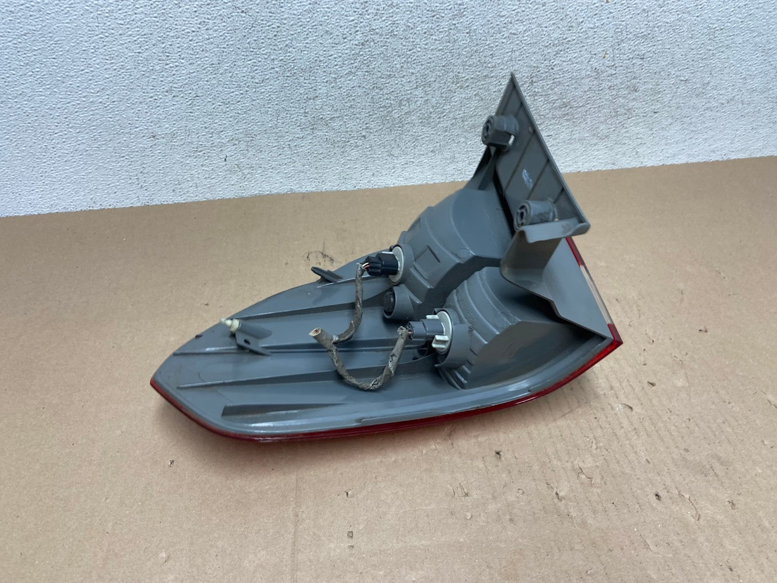 2005 2006 2007 Honda Odyssey Left Driver LH Side Tail Light AG6706 LK3