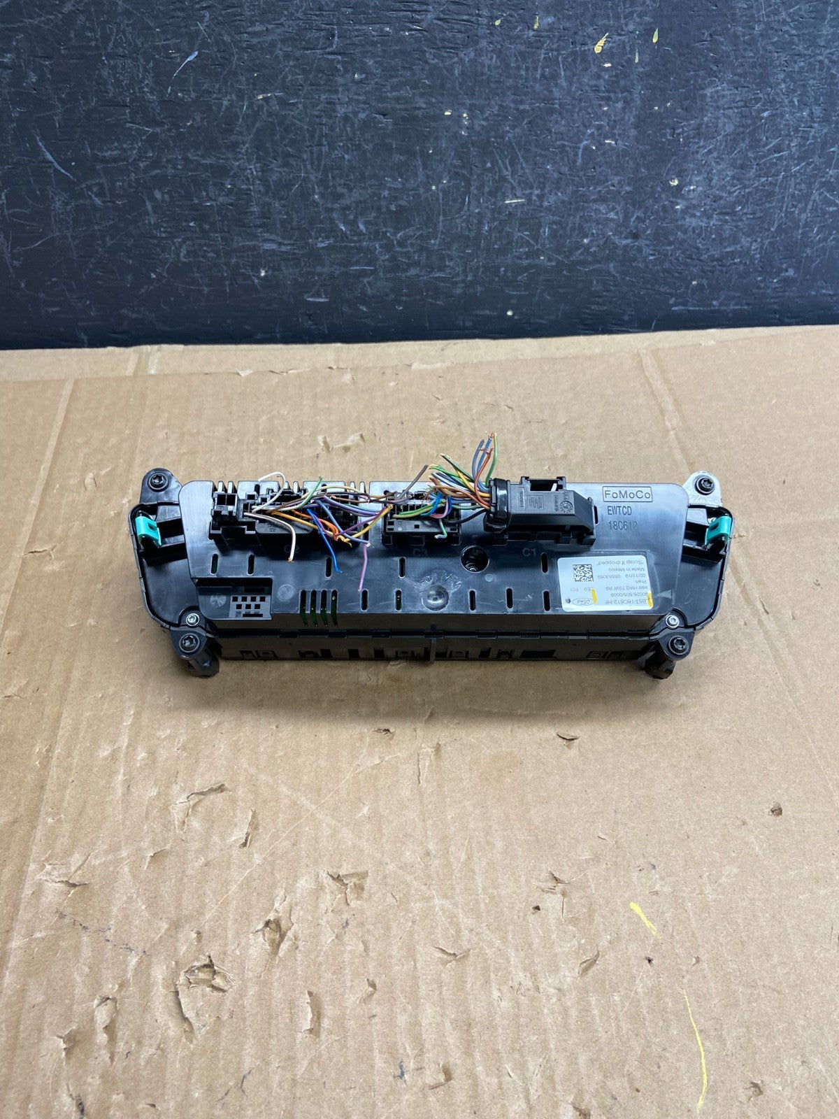 2020 to 2023 Ford Explorer A/C Heater Climate Control Panel ad2176 DG3