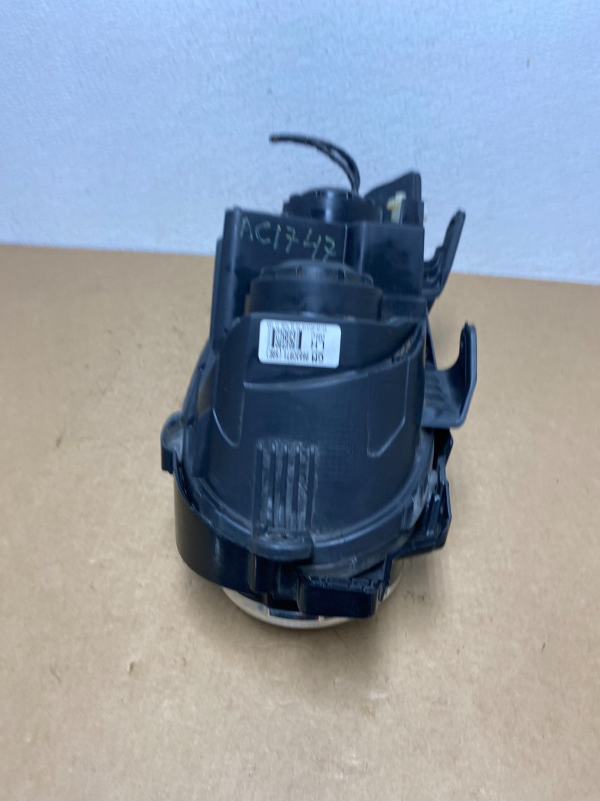 2012 to 2015 Chevrolet Sonic Left Driver LH Headlight OEM AC1747 DW5
