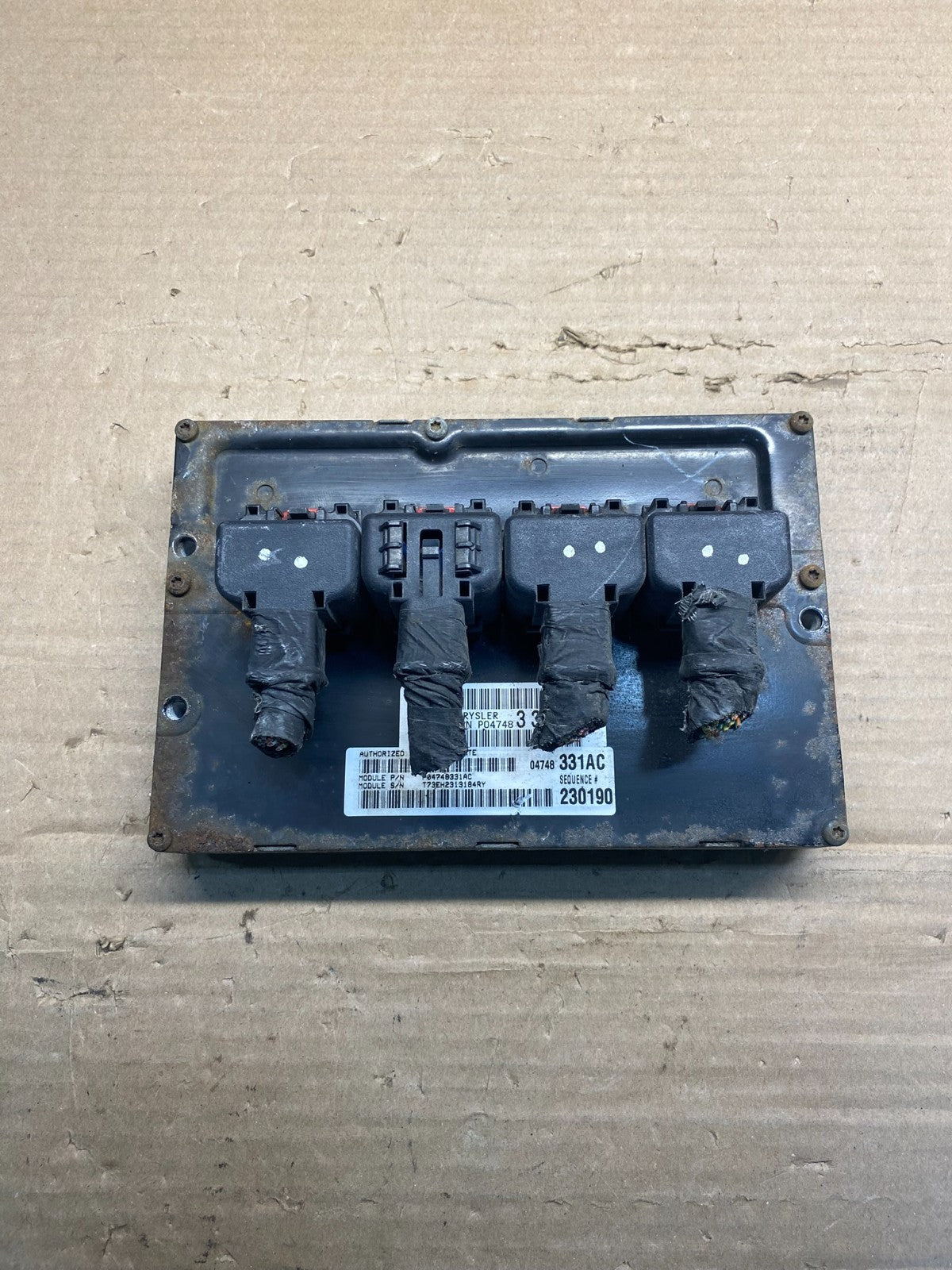 2004 Chrysler Pacifica Engine Control Computer ECM p04748331ac AF4007 DW0