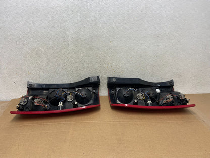 2005 - 2009 Land Rover LR3 Left+Right Side Tail Lights AH3098 DW8